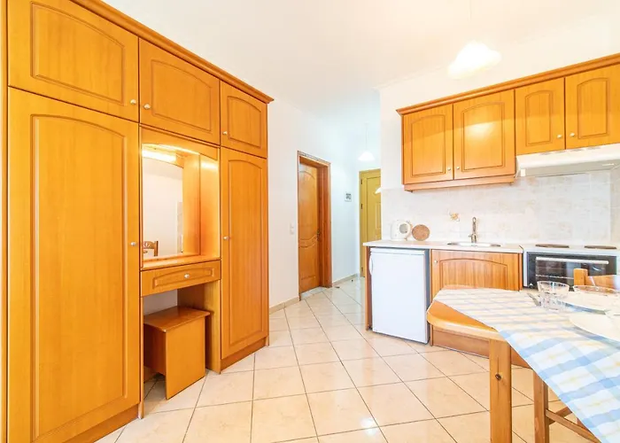 Apartament Giannis 2 *