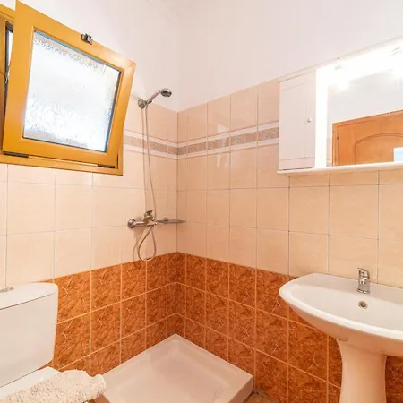 Giannis 2 Apartment *